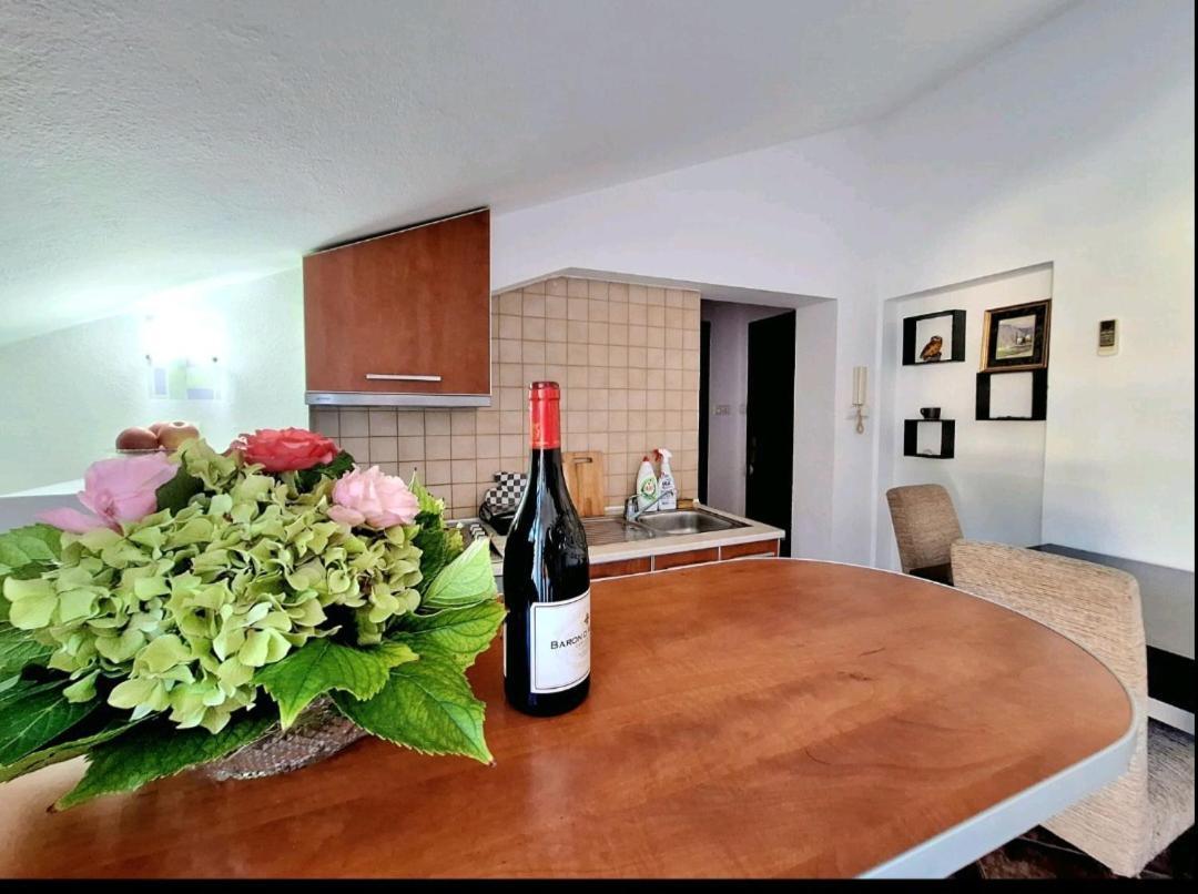 Rose Apartment