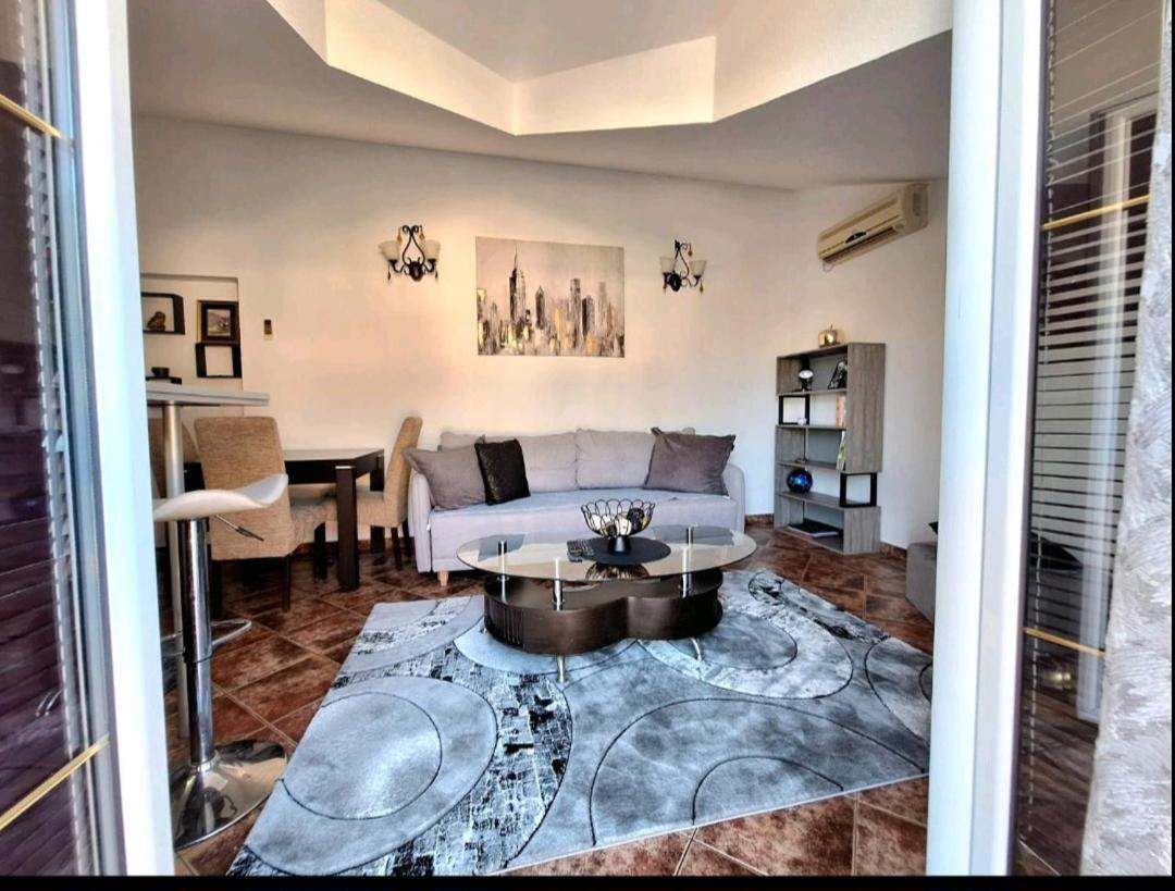 Rose Apartment Kotor
