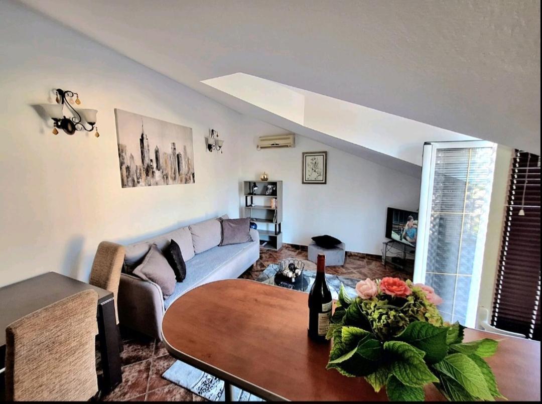 Rose Apartment Kotor